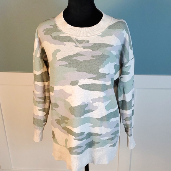 aerie Tops - Aerie Light Camo Oversized Sweatshirt XS